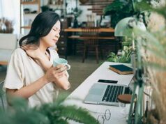 Traiter les douleurs au cou et au dos lorsque vous travaillez à domicile