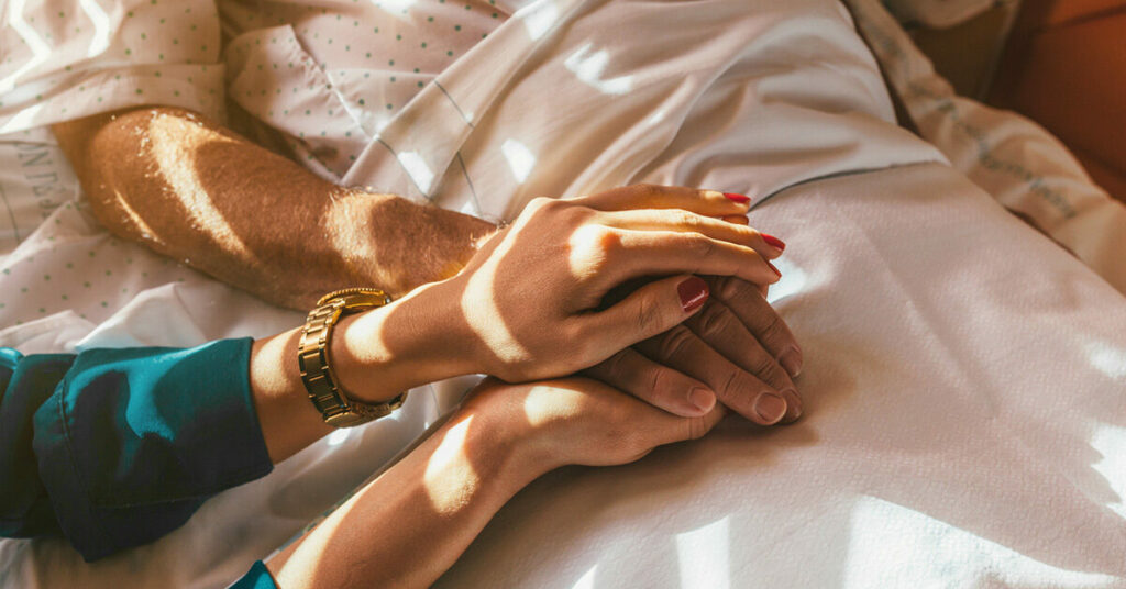 Qu'estce que l'agitation terminale ? Symptômes, assistance et plus