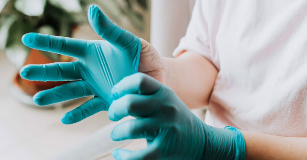 Gants de chimiothérapie types, utilisations, règles de sécurité